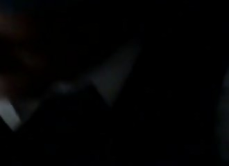 Yeux bandés pour une baise en uniforme